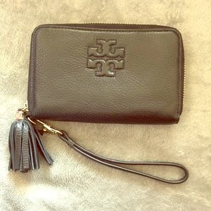 ❤️ TORY BURCH SMARTPHONE WRISTLET ❤️